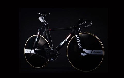 The new Hope-Lotus bike destined for 2024 Olympic Games